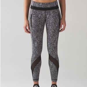 Lululemon Inspire Tight II Mesh Leggings Black White Mosaic Pebble Splatter